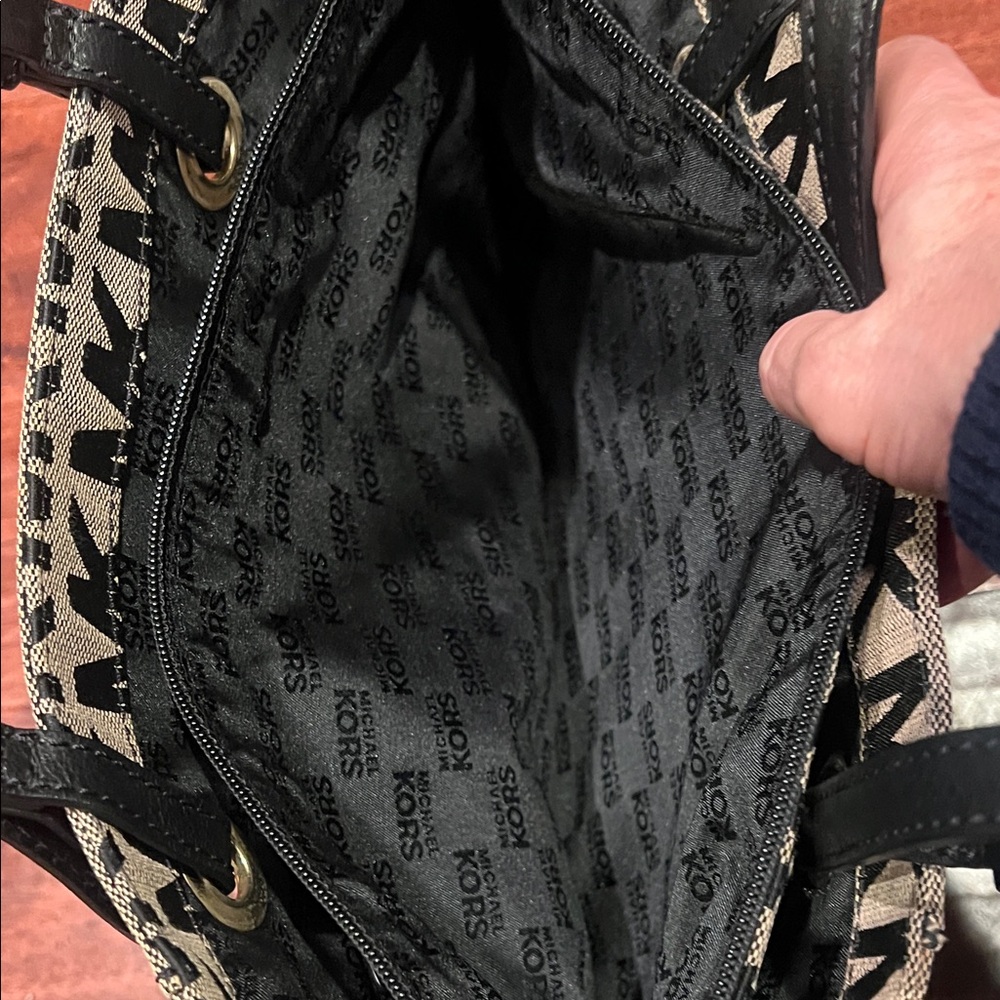 Michael Kors Brown and Tan Logo Tote - Picture 13 of 16
